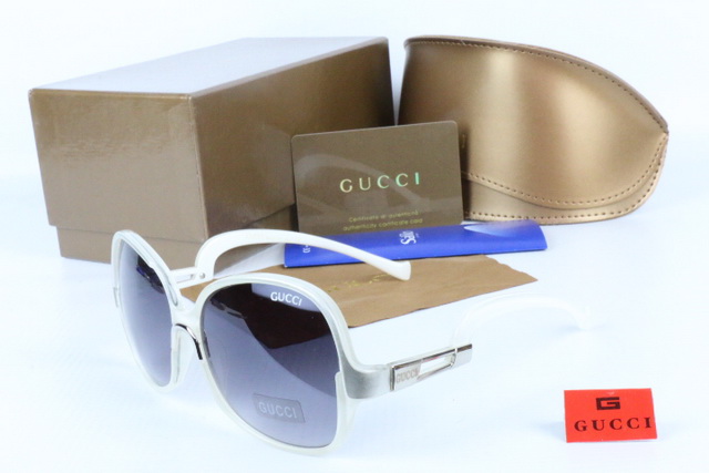 GUCCl Boutique Sunglasses 043